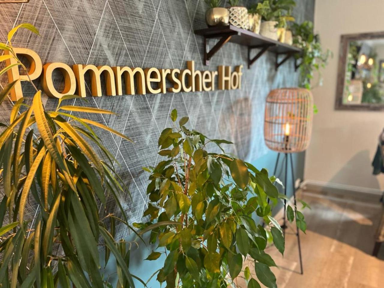 Hotel Pommerscher Hof Zinnowitz Esterno foto